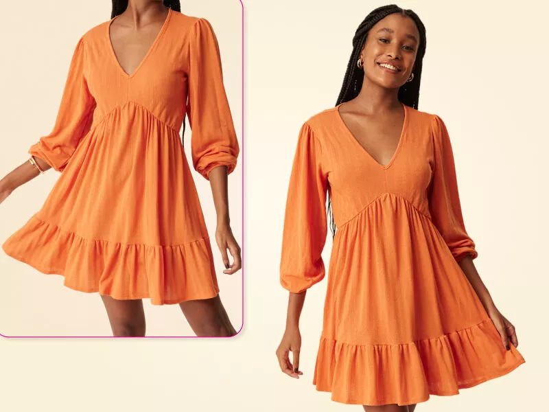 Vestido laranja com decote em V e babados