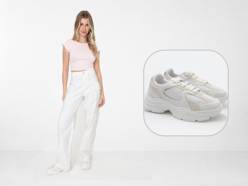 anos90 9 Modelo usando calça branca e tênis brancos